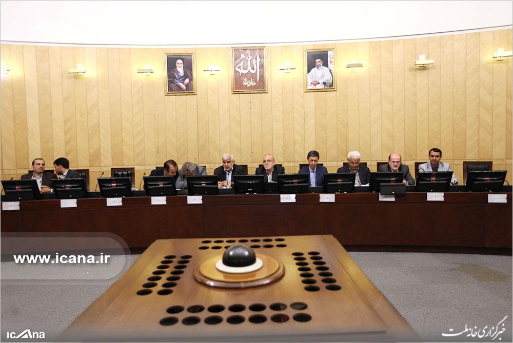 گزارش تصویری/ برگزاری نشست کمیسیون ویژه حمایت از تولید ملی و نظارت بر اصل 44  قانون اساسی با حضور پرویز فتاح
