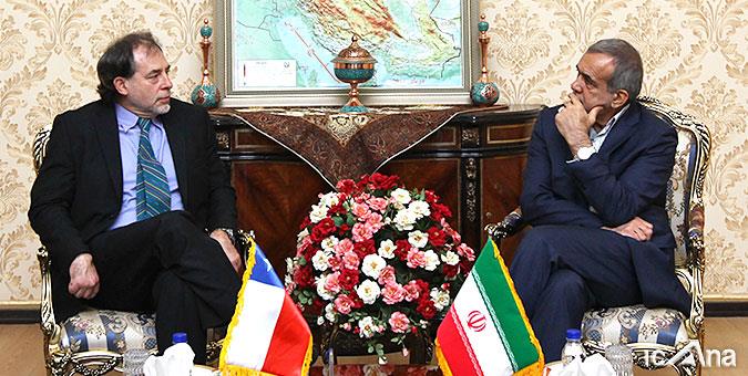 ایستادگی ملت‌ها مقابل سیاست‌های مداخله‌جویانه کاخ‌سفید باعث شکست آمریکا شده است