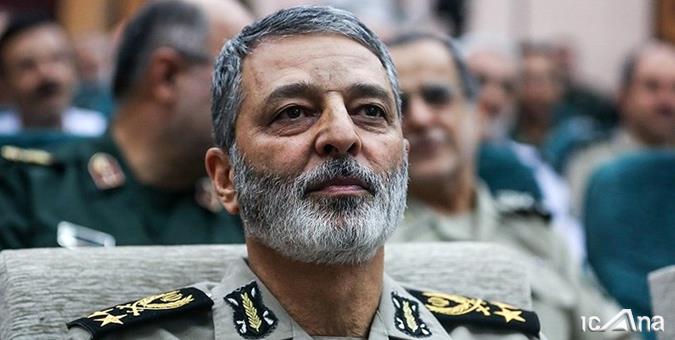 مدیریت جهادی امیر سیاری در نیروی دریایی/ ناو خارک قرار بود به رستوران تبدیل شود اما راهی دریای مدیترانه شد