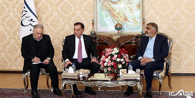 تأکید بر تداوم مراودات دوستانه و گسترش ارتباطات تاریخی میان دو ملت ایران و ارمنستان