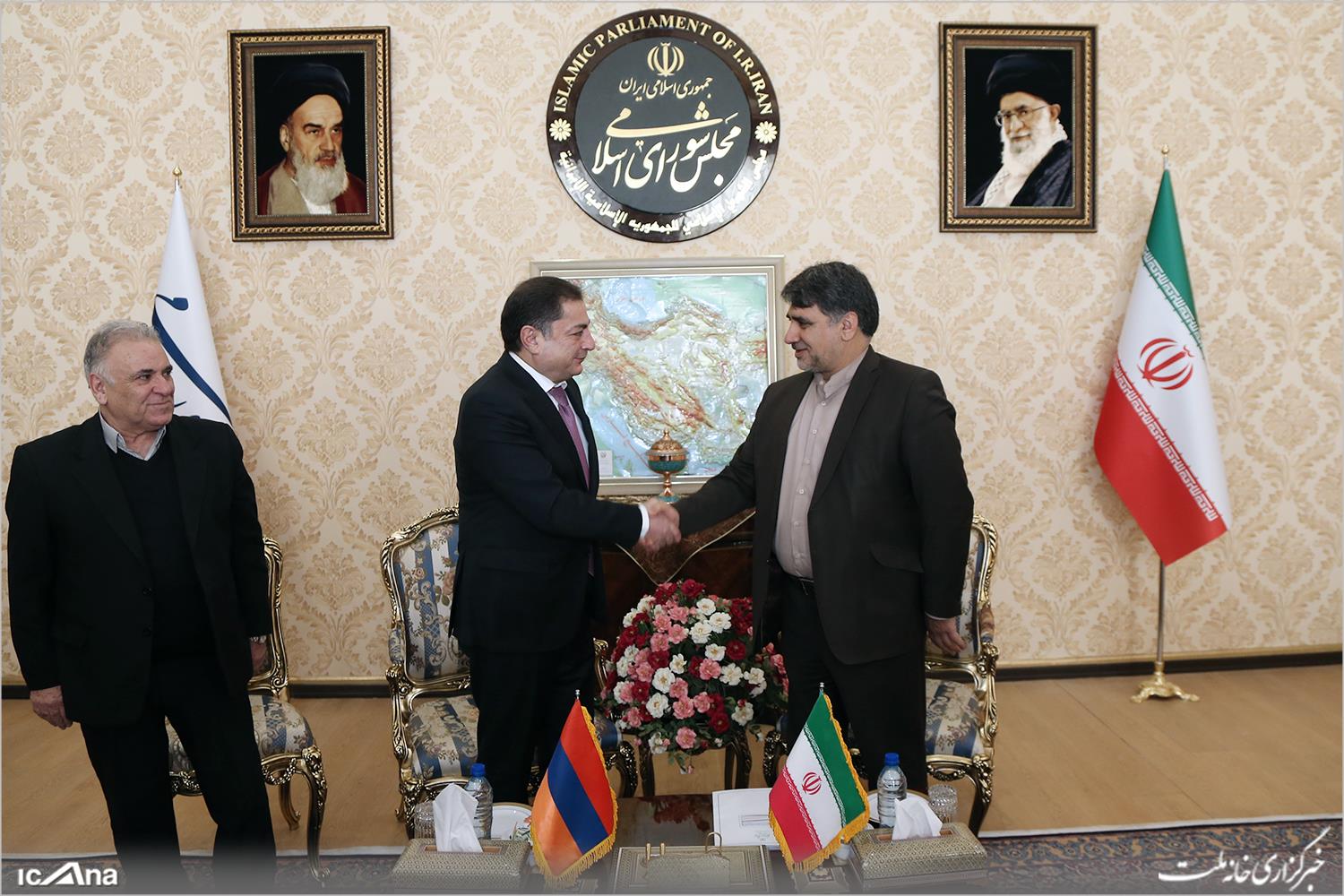 گزارش تصویری/ دیدار رمضانعلی سبحانی فر با رئیس گروه دوستی پارلمانی ارمنستان با ایران